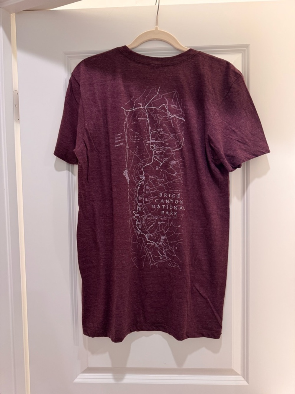 Bryce National Park Unisex Crewneck T-Shirt in Burgundy Size M
